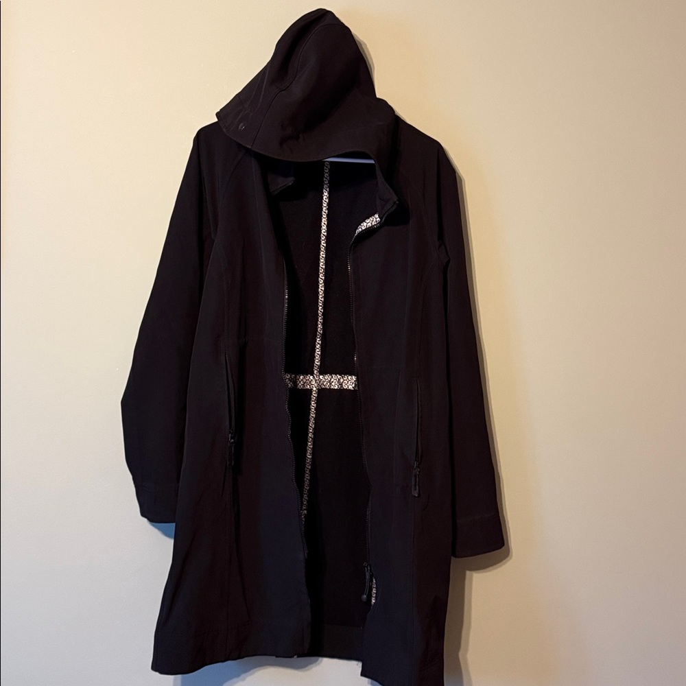 Lululemon Jacket - Picture 2 of 10